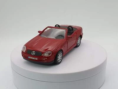 Mercedes SLK 230 Maisto 1/35 Rosso - Immagine 1 di 3