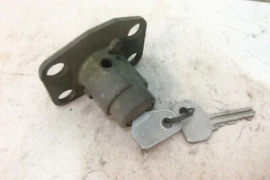 NOS FIAT 127 Special AUTOBIANCHI A112 ABARTH TRUNK CYLINDER LOCK ASSEMBLY - Imagen 1 de 3