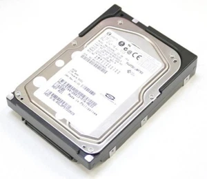 Disque dur Toshiba MBA3147NC 146 Go 15k tr/min SCSI U320 NN996 - Photo 1/1