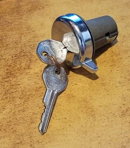 1959~1962 Chevrolet Buick Pontiac TAILGATE HANDLE LOCK CYL station wagon - Picture 1 of 3
