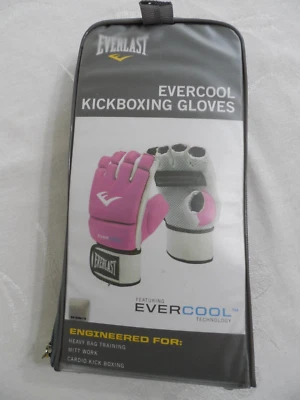 Everlast Womens Kickboxing Gloves Evercool Everfresh Technology Pink Runs more S - Image 1 of 4