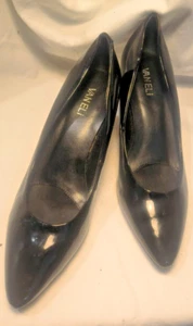 VanEli Black Patent Leather Closed toe pump 2 in. Heel Sz. 10N - Picture 1 of 4