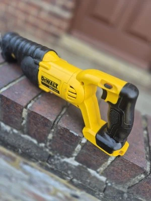 Dewalt DCS380N Cordless 18V XR Li-ion Reciprocating Saw Body Only - Image 1 of 2