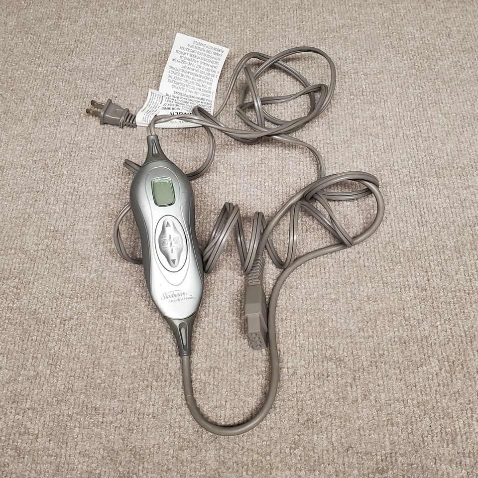 Controlador de almohadilla térmica SUNBEAM E12107 enchufe de 4 pines. Foto 1 de 4