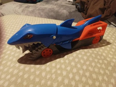 Hot Wheels Truck Shark Chomp Transporter Playset - Image 1 of 4