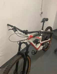 Yt Capra CF MTB enduro - Bild 1 von 7