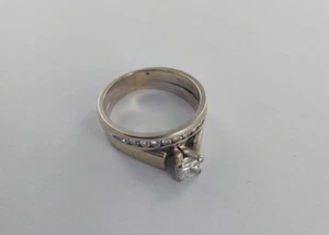 14K WHITE GOLD WEDDING SET WITH .50CT CENTER DIAMOND size 6 - Picture 1 of 6