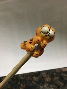 Nice Vintage Garfield Rubber Pencil Hugger Topper, Made in Hong Kong, 2" - Picture 1 of 4