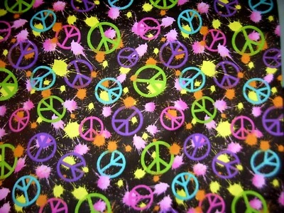 Signos de paz, símbolos de paz sobre fondo marrón - 100 % algodón - media yarda Foto 1 de 4