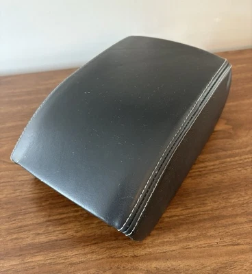 Volvo 2002 S80 center console arm rest cover Black Leather with rear DVD player - Image 1 of 4