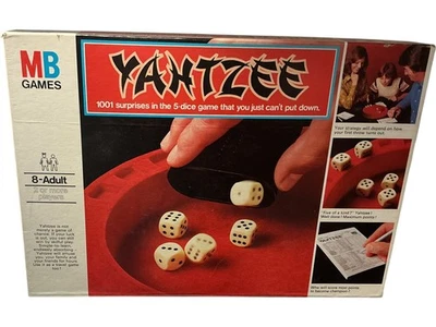 MB Games Yahtzee Classic Dice Game 8+ Family Fun Board Game 2080 - Image 1 of 4