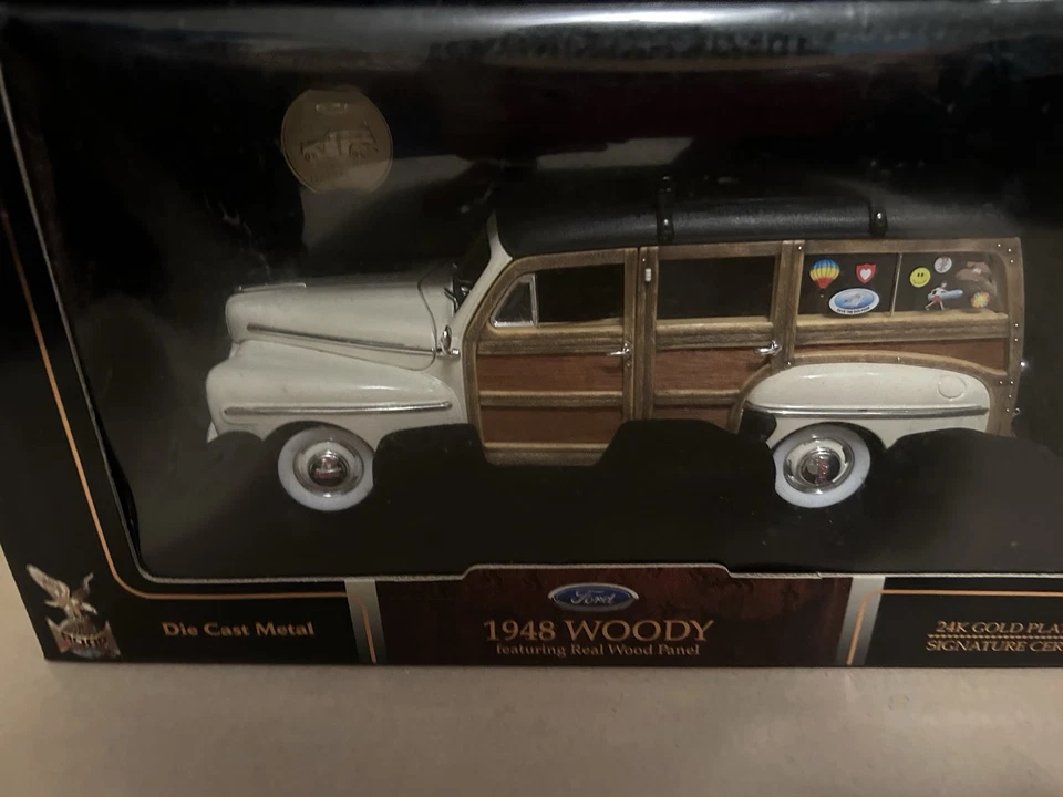 Coches fundidos a presión antiguos de colección Foto 1 de 4