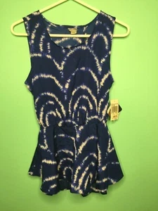 Women Degrees Top Color Blue and white size S. NEW WITH TAGS - Picture 1 of 8