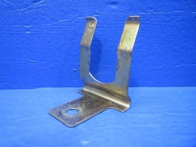 1995 TOYOTA 4RUNNER SR5 Rear Hatch Tailgate Lock Cylinder Holder, Clip OEM B26 - Image 1 of 4