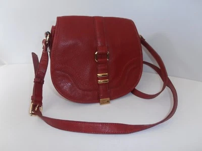 Bolso de hombro Tignanello de cuero rojo 9" W x 8" T x 3" mediano dorado Foto 1 de 4