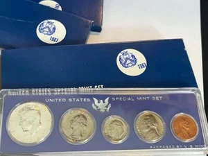 4 Sets 1967 US Special Mint Set SMS 5 Coins with 40% Silver Kennedy Half Dollar - Picture 1 of 9