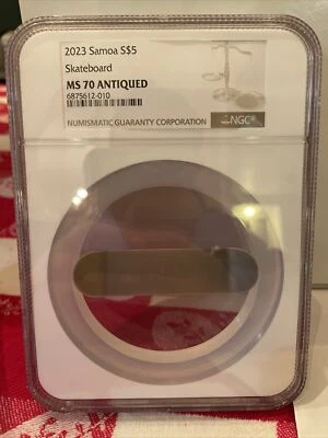 Moneda móvil Samoa 3D Skateboard 2023 1 oz plata MS70 con acuñación de 1999 Foto 1 de 4