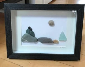 Small Wall Art Handmade Signed by Lisa Holt - Pebble/Stone/Sea Glass - OOAK - Picture 1 of 6