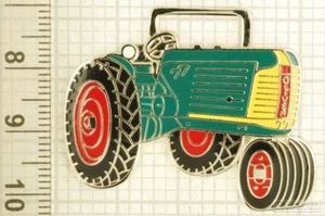 Sturdy key chain with a silver-plated & enamel Oliver 77 tractor shield - Bild 1 von 2