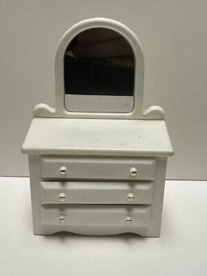 Miniatura para casa de muñecas - Juguetes F-P vintage - Tocador de plástico blanco con espejo Foto 1 de 4