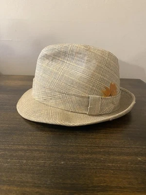 Vintage Dobbs Fifth Avenue New York Men's Fedora Hat - Image 1 of 4