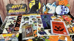 Vintage Halloween Deko viele Stanzteile, Fensterklammern, Türbehänge alle sehen - Bild 1 von 20