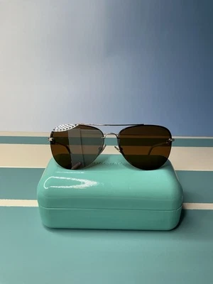 Pre-owned Tiffany & Co. Women's Aviator Sunglasses, W/Case, Box & Cloth - Image 1 of 4