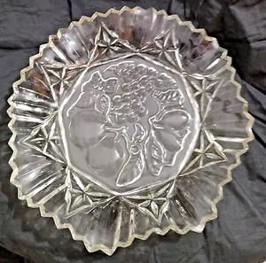 Vintage Heavy Federal Glass Bowl Pioneer Fruit Intaglio Center Ruffled 10 1/2'' - Picture 1 of 10