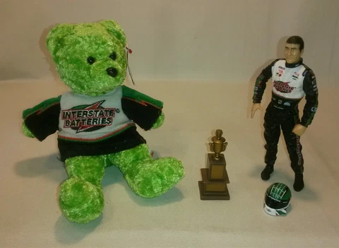 ☆ LOT #18 Bobby Labonte Interstate TEAM SPEED BEARS Official NASCAR 8" & FIGURE Cover