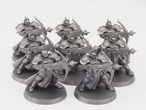 GW WARHAMMER AOS STORMCAST ETERNAL CASTIGATORS X 8. ASSEMBLED. YELLOW 1992 - Picture 1 of 1