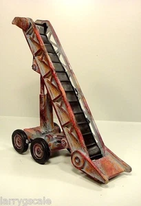 Construction Conveyor for Your Model Train Display - Picture 1 of 1