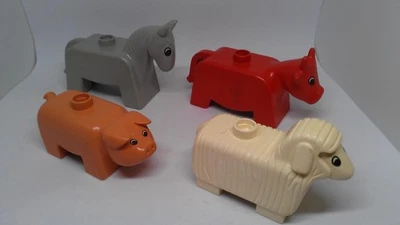 4X Lego Duplo Farm Animals Horse Cow Pig Sheep - Old Style Chunky Vintage - Image 1 of 4