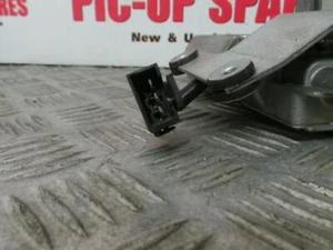 VAUXHALL VECTRA Mk2 (B) Estate 1999-2002 Rear Wiper Motor 90504985 - Picture 1 of 2