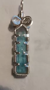 Top Qualität Natürlicher Aquamarin Maßgeschneidert Sterlingsilber Draht Wickel Anhänger - Bild 1 von 5