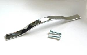 BOW HANDLES HIGH POLISHED CHROME FINISH 128mm/192mm- KITCHEN/CHEST OF DRAWER - Picture 1 of 2