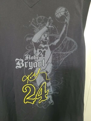 Camiseta Kobe Bryant LA Lakers 24 negra majestuosa sin talla días Foto 1 de 4