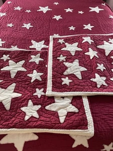 Pottery Barn Kids Red Star Quilt Set Full/ Queen Size With Two Shams EUC - Picture 1 of 17