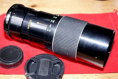 Prinzflex Auto Zoom 1:5.6 f=100-200mm Manual Focus M42 Screw Mount. Working Well - Image 1 of 4