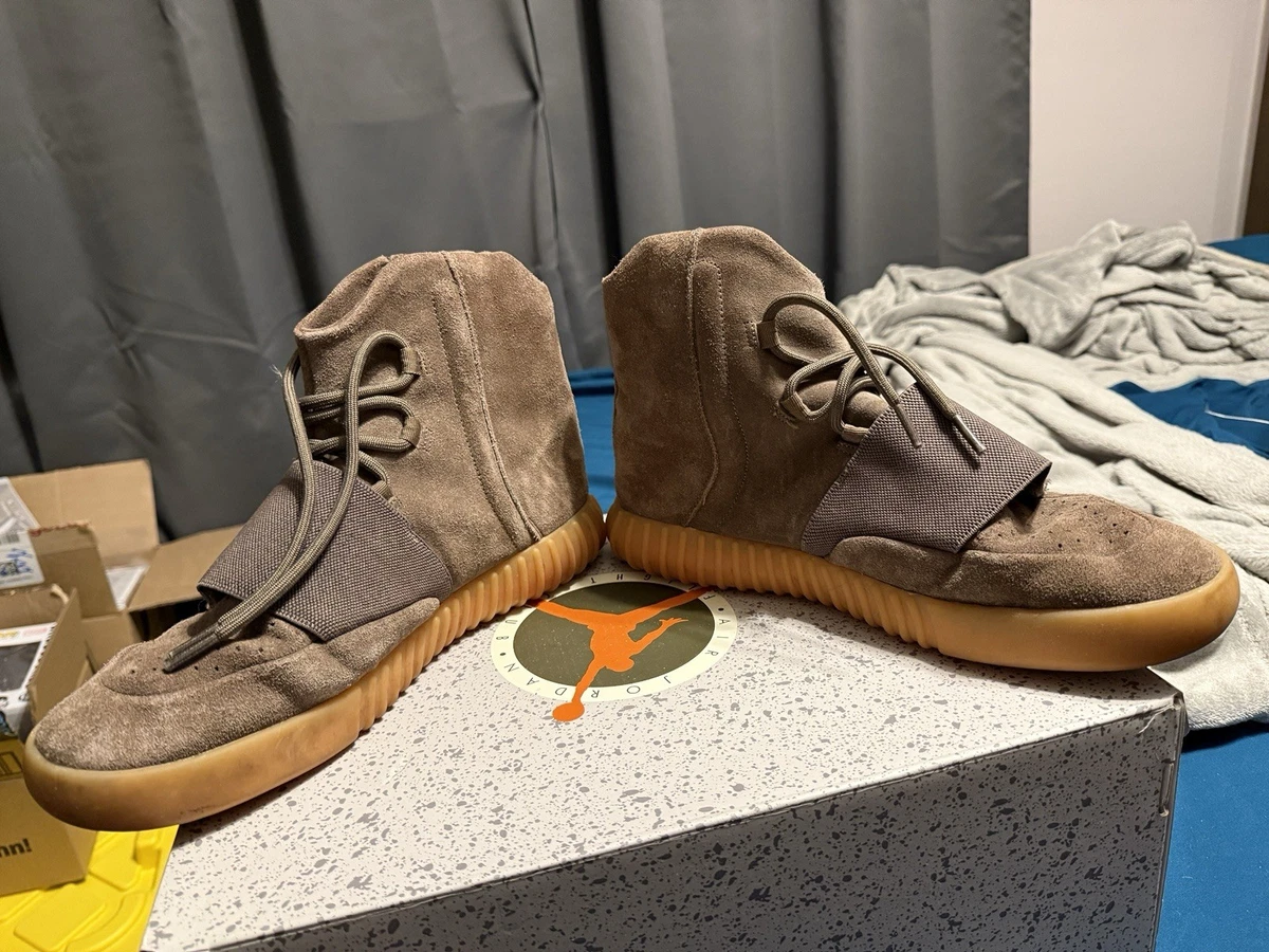 adidas Yeezy Boost 750 Athletic Shoes for Men for Sale