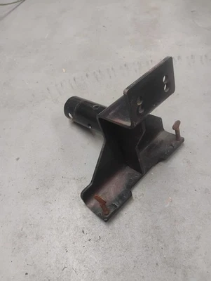 Adaptador de soporte de motor Ford modelo A y modelo T Foto 1 de 4