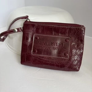 Muñequera sin asas Nine West desde 1978 de cuero sintético NUEVA SIN ETIQUETA - Imagen 1 de 9