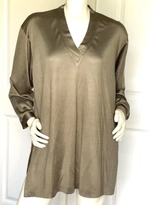 MAX MARA RAYON VISCOSE BLEND OLIVE LONG SLEEVE V-NECK OVERSIZED BLOUSE SIZE: M - Picture 1 of 7