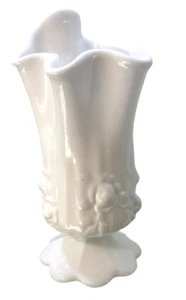 Fenton Milk Glass Handkerchief Style Vase 6" T Mid Century Modern Rose Pattern - Picture 1 of 9