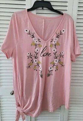 Lane Bryant Women 18/20 Pink V-Neck T-shirt White & Green Floral Cotton Blend - Image 1 of 4