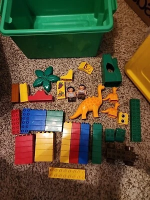 LEGO Duplo 2603 Hombre de las Cavernas y Mujer Dinosaurios 1997 Completo con Bañera  Foto 1 de 4