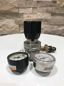 AMO Visx S4 IR Excimer Laser Premix Gas Pressure Regulator 2725-0002 - Picture 1 of 7
