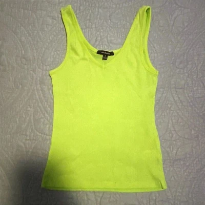 Ambiance женщин новый лайм зеленый v-образным вырезом ребристый Boybeater Майка маленький - Изображение 1 из 4