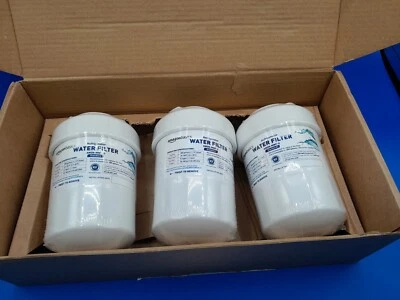 Amazon Basics Replacement GE MWF Refrigerator Water Filter Cartridge 3 pack - Image 1 of 4