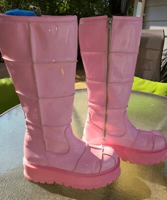 Botas plataforma holograma rosa Demonia 11 WhimsiGoth fantasia de Halloween bonecas matar - Imagem 1 de 4