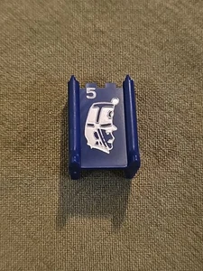Vintage Stratego Board Game INDIVIDUAL REPLACEMENT PIECE Plastic CAPTAIN  - Picture 1 of 2